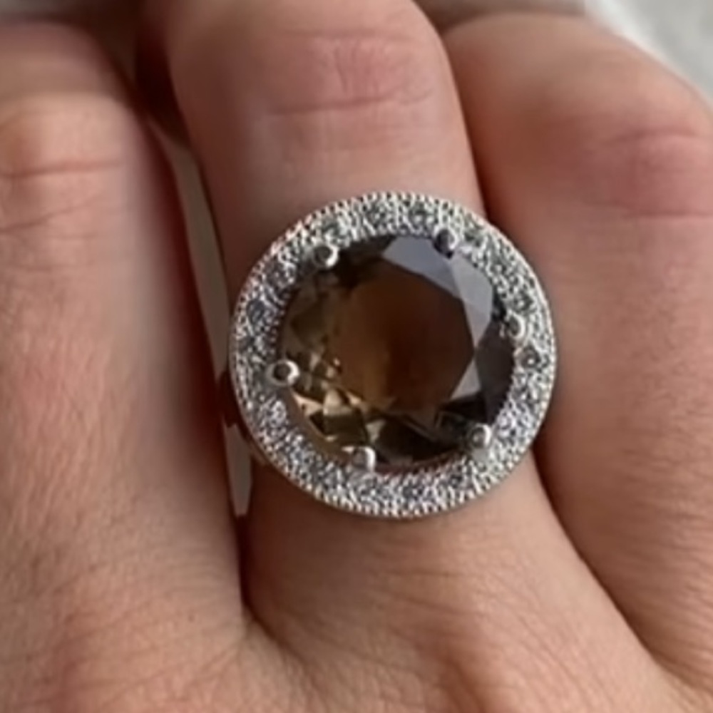 Beautiful.925 Sterling Silver Round Cut Dark Brown 21.30CT Smokey Quartz